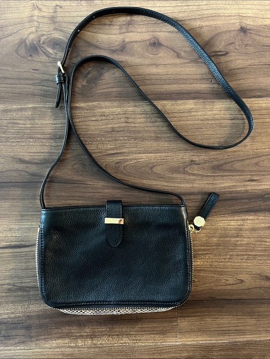 Tory Burch Handbags - Tory Burch Mini Expandable Zip Soft Black Leather Crossbody Bag